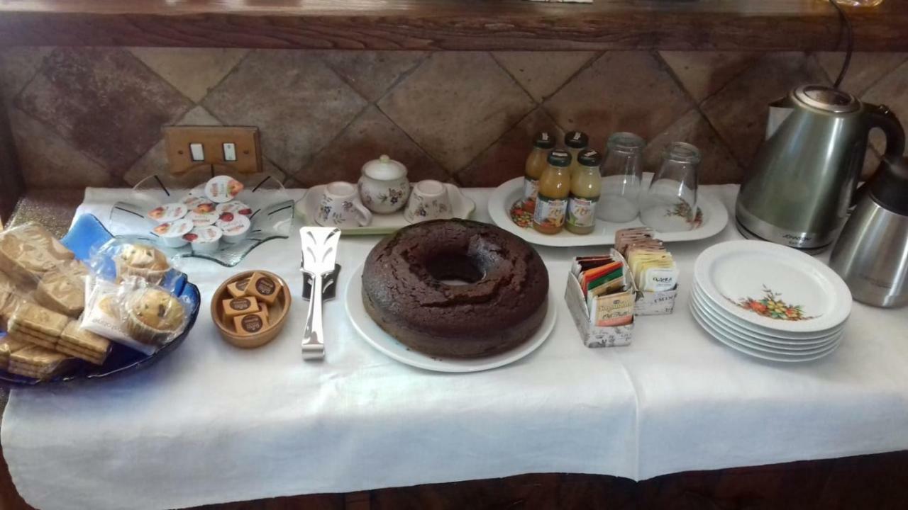 Le Coste Bed & Breakfast Veroli ภายนอก รูปภาพ